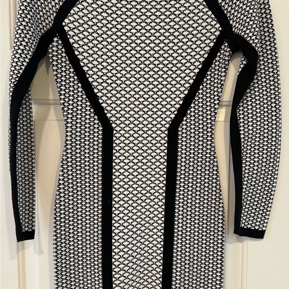 BCBGMaxAzria Monochrome Long Sleeve Dress